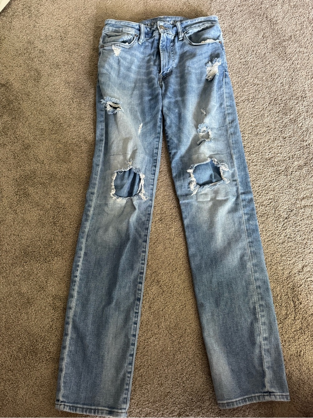 American Eagle Outfitters Light Blue Distressed Straight Jeans